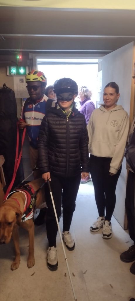 Une visite du local à l’aveugle